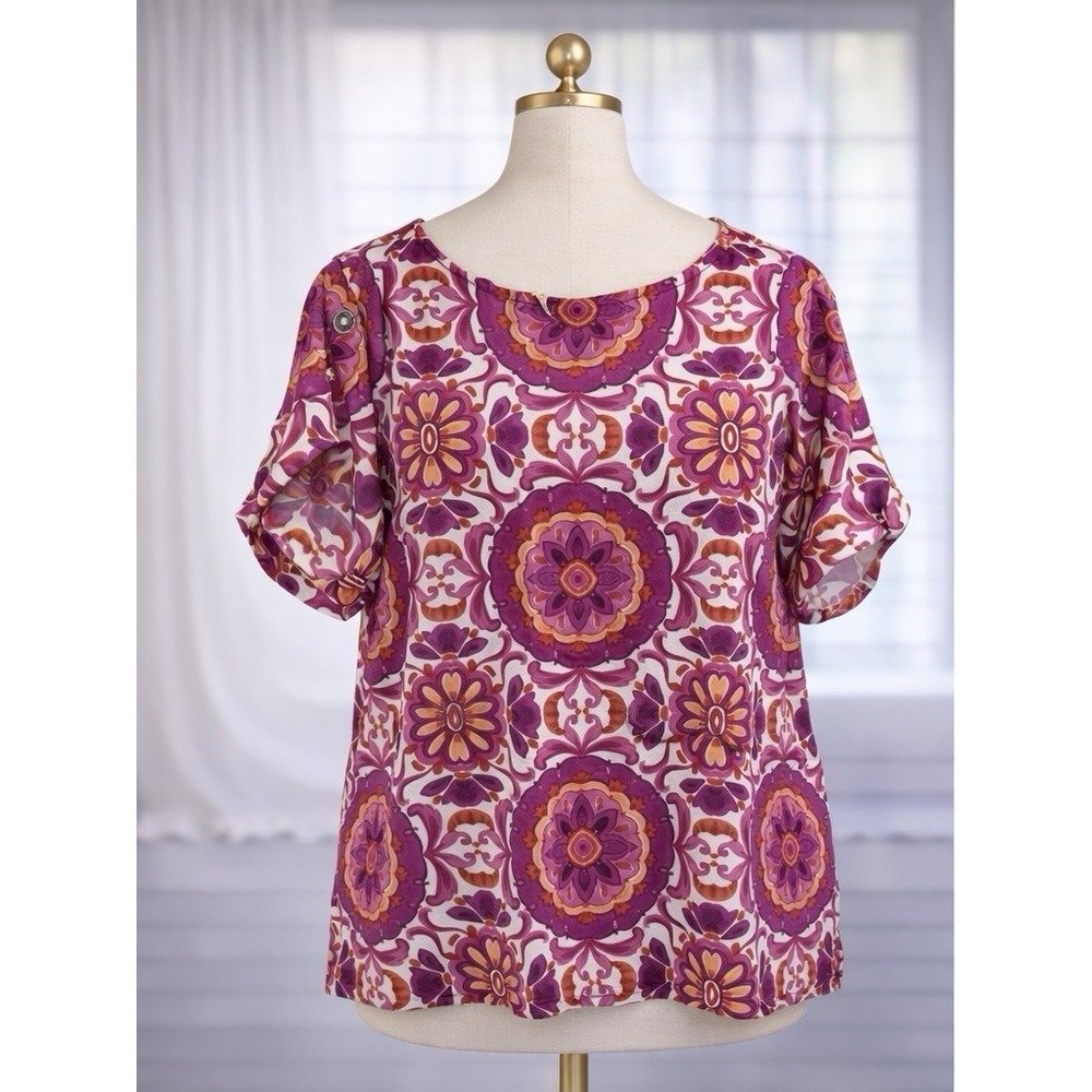 Cocomo Popover Top Vibrant Pink Silver Buttons  On Short Sleeves Stretch Knit 3X